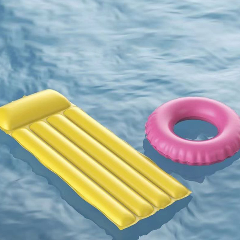 La tua guida alla conservazione di galleggianti, giocattoli e altri gonfiabili in piscina in bassa stagione